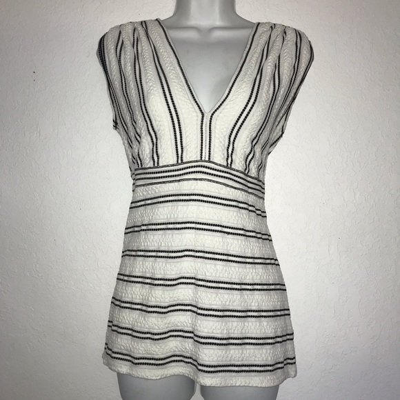 2/$25 MSSP Max Studio Specialty Products Stripe Top M - Picture 8 of 8